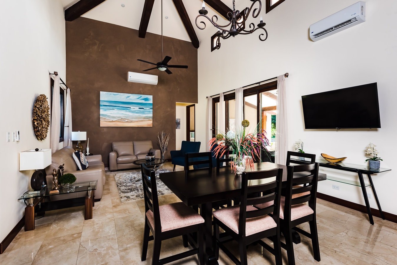 Villa Maria | Private Pool and Mini Golf Escape gallery image 32