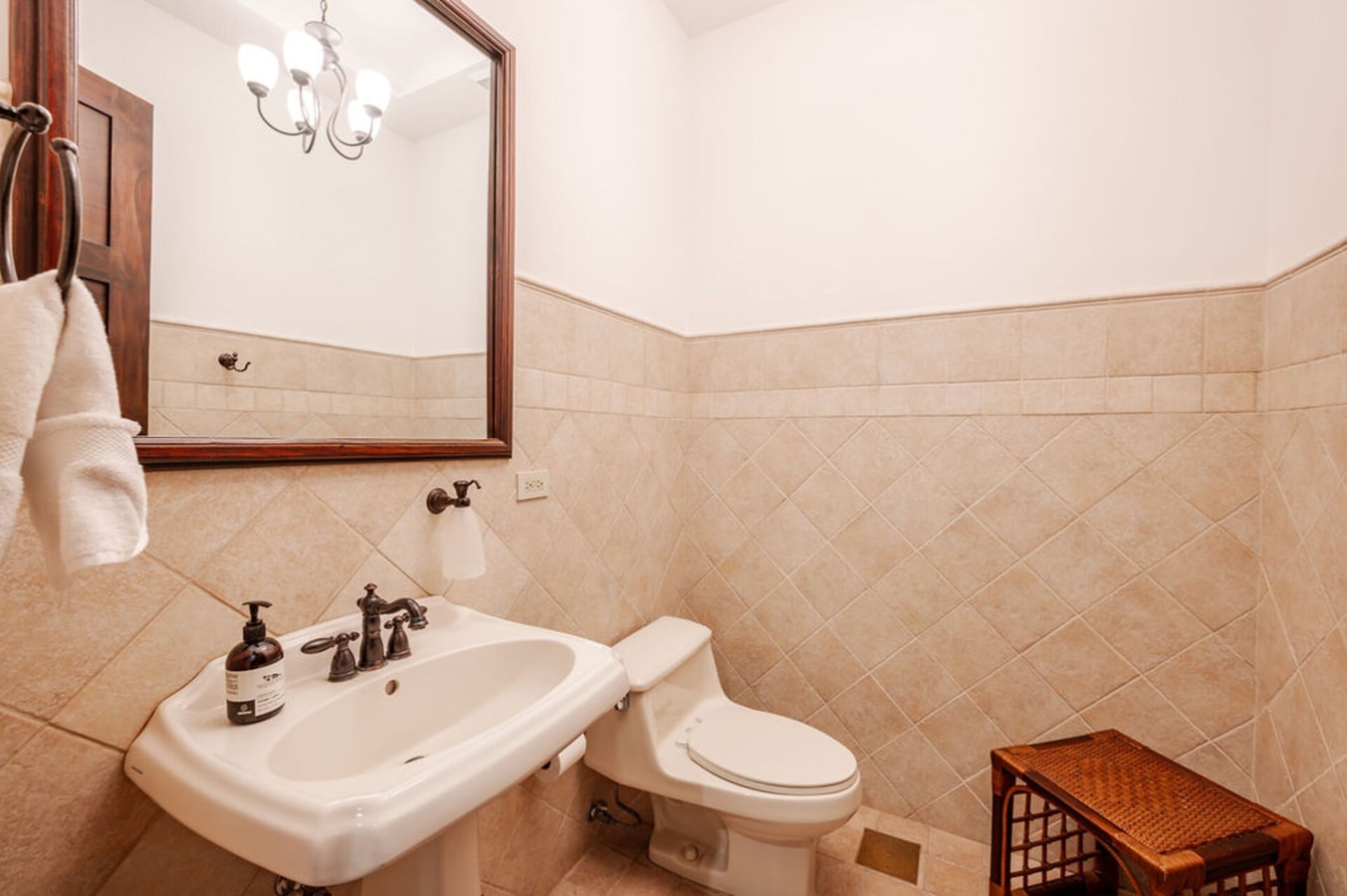 Listing gallery image 15