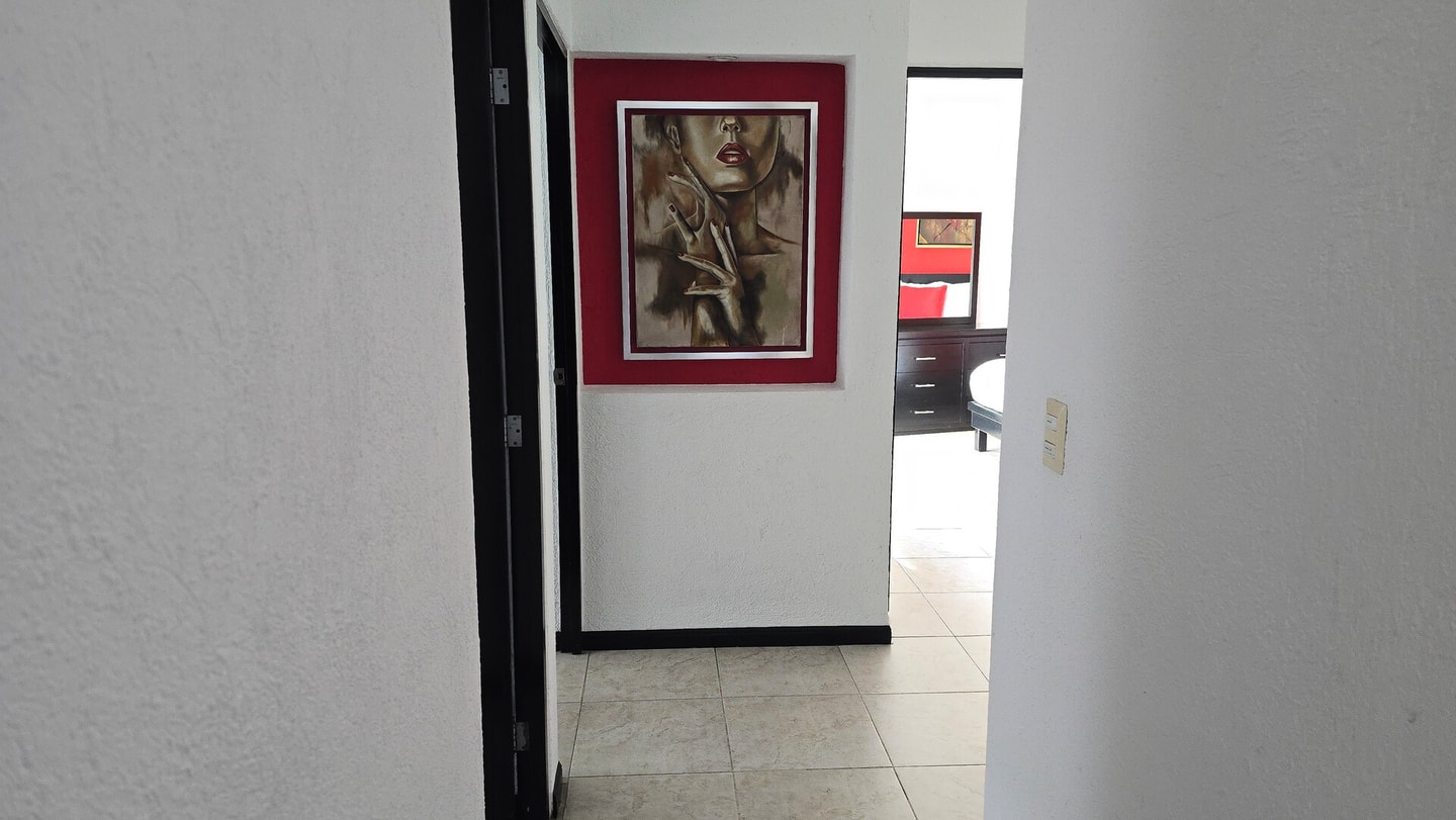 Apartment with Pool, Gym & A/C. gallery image 8
