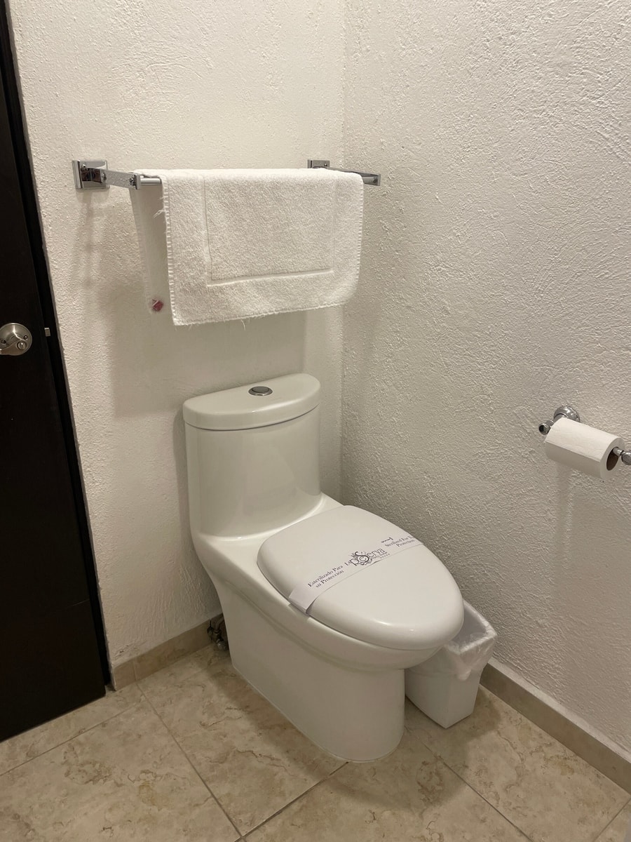 Apartment with Pool, Gym & A/C gallery image 15