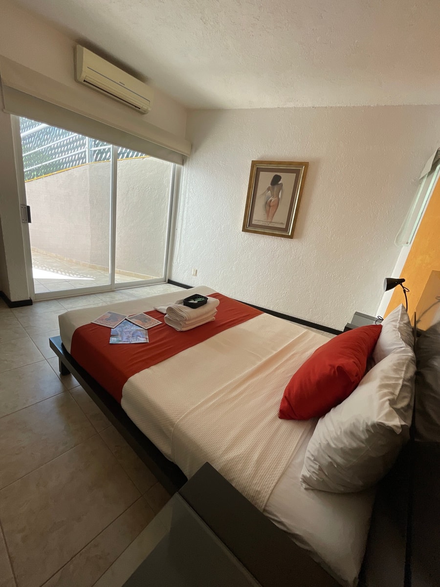 Apartment with Pool, Gym & A/C gallery image 12