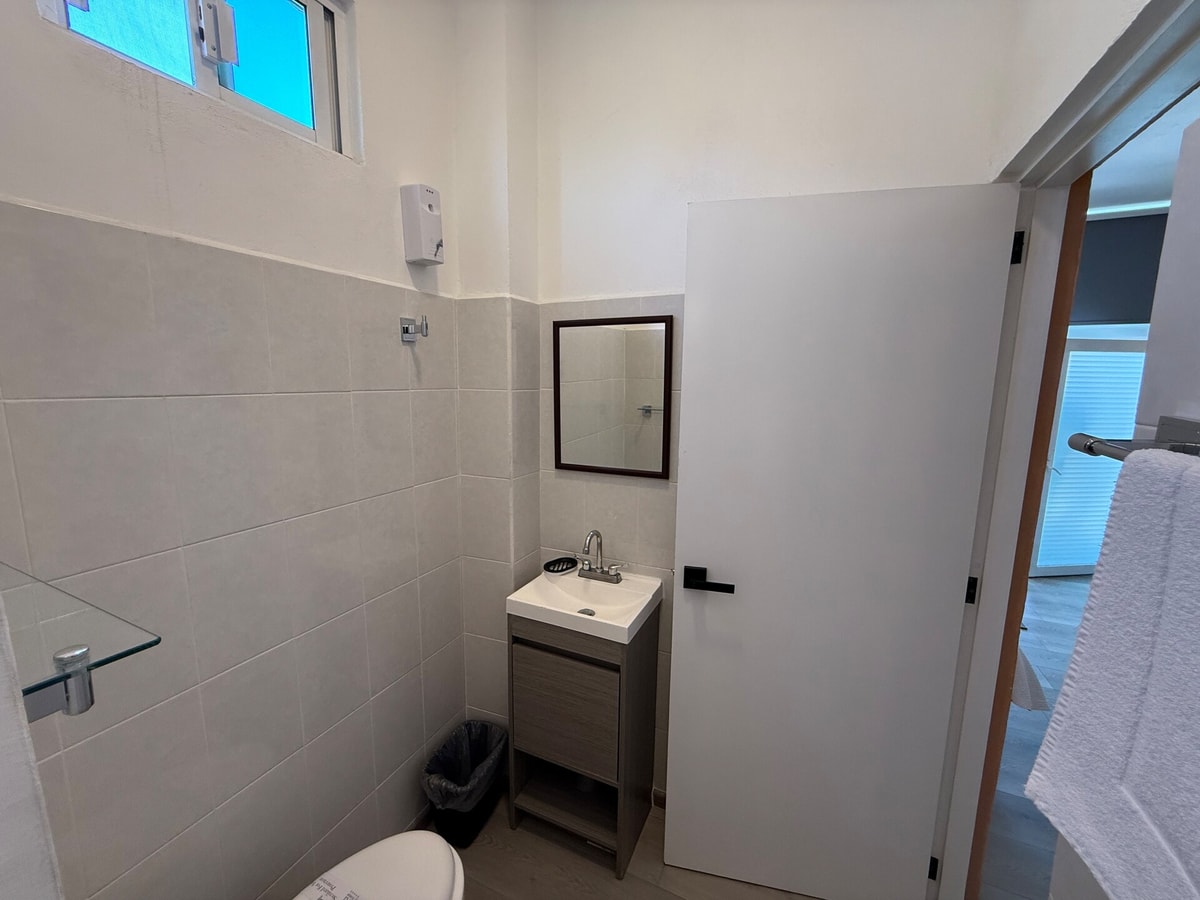 Suite Room with Pool & Gym gallery image 5