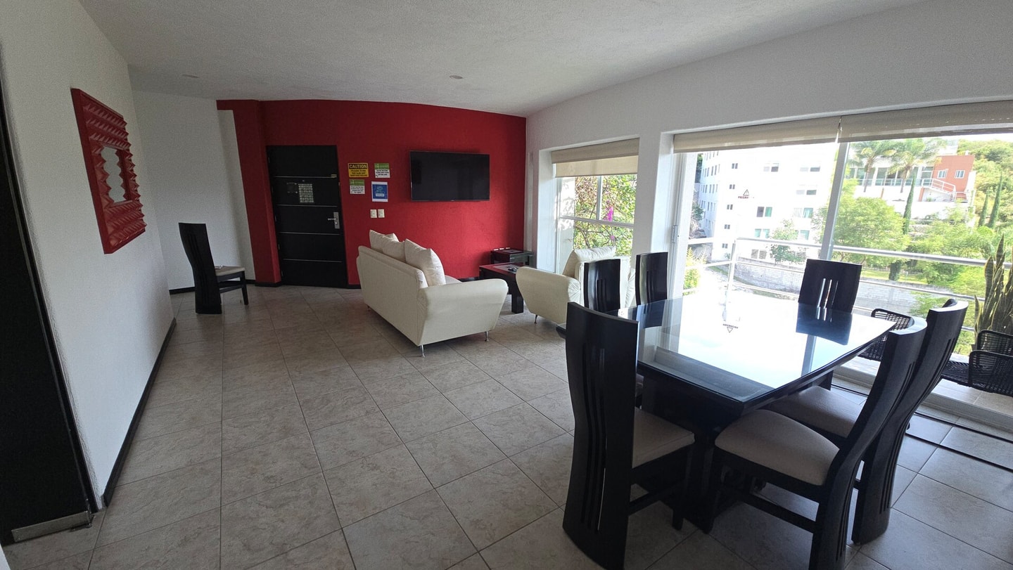 Apartment with Pool, Gym & A/C. gallery image 6