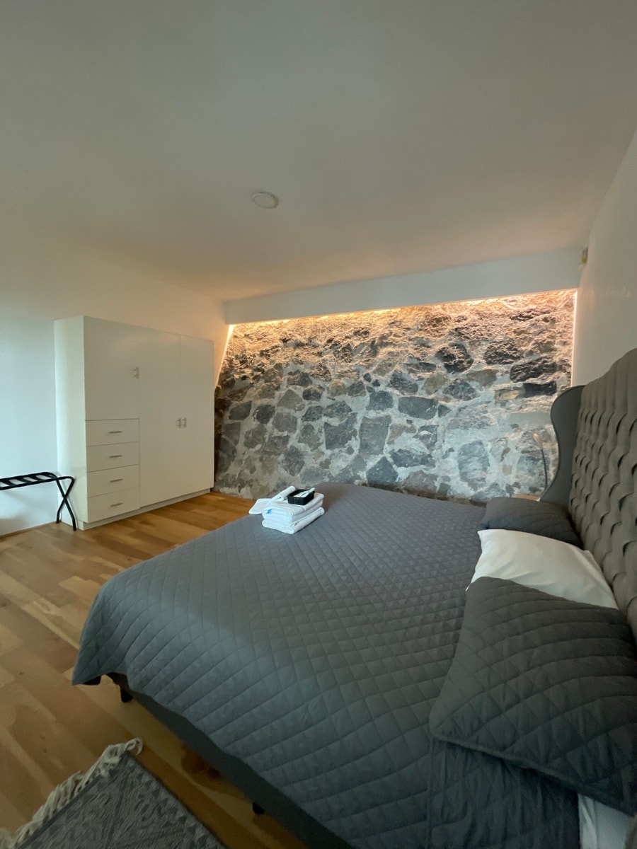 Loft with Pool, Gym & A/C Suite gallery image 1