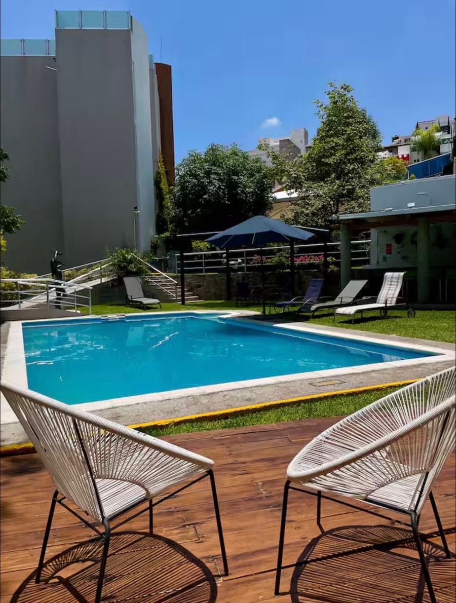 Apartment with Pool & Gym gallery image 12