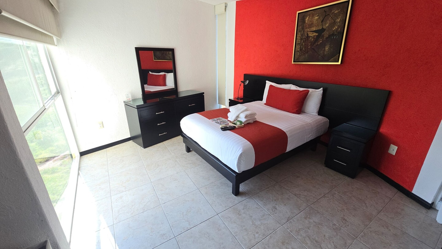 Apartment with Pool, Gym & A/C. gallery image 13