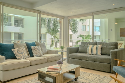 NITTA 103 Spacious & Bright - Steps to the Beach