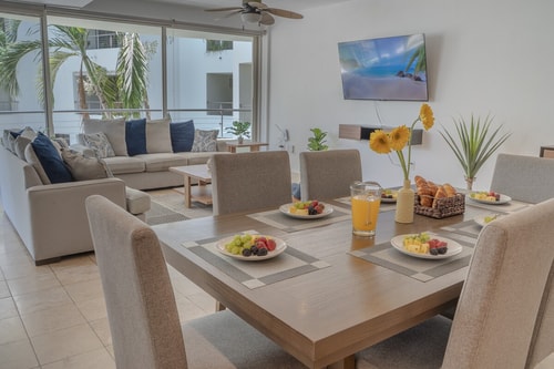 NITTA 108 Pool & Partial Sea View - Bright Condo