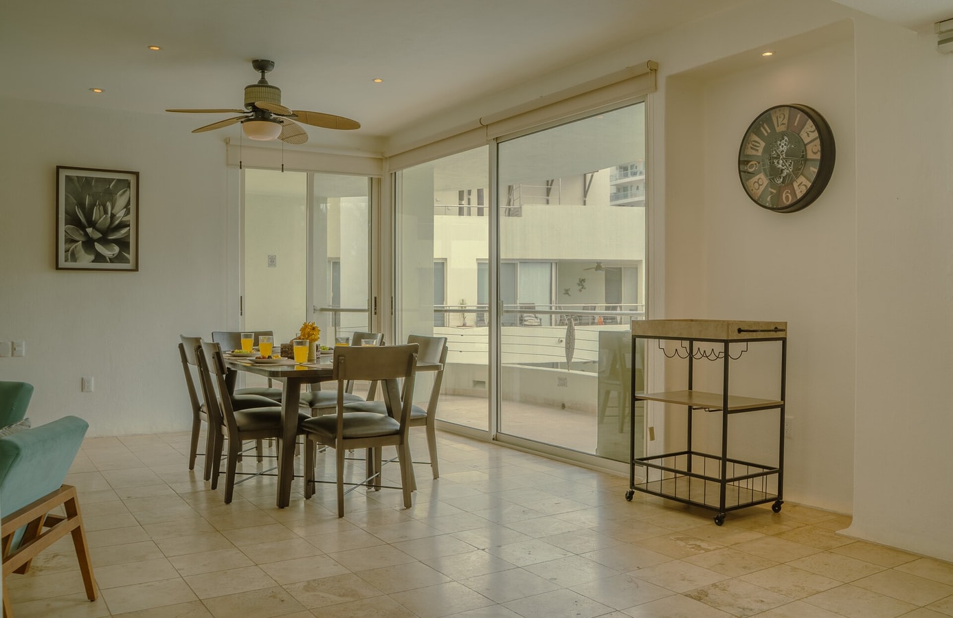 NITTA 105 Ocean & Pool Views - Spacious Condo gallery image 3