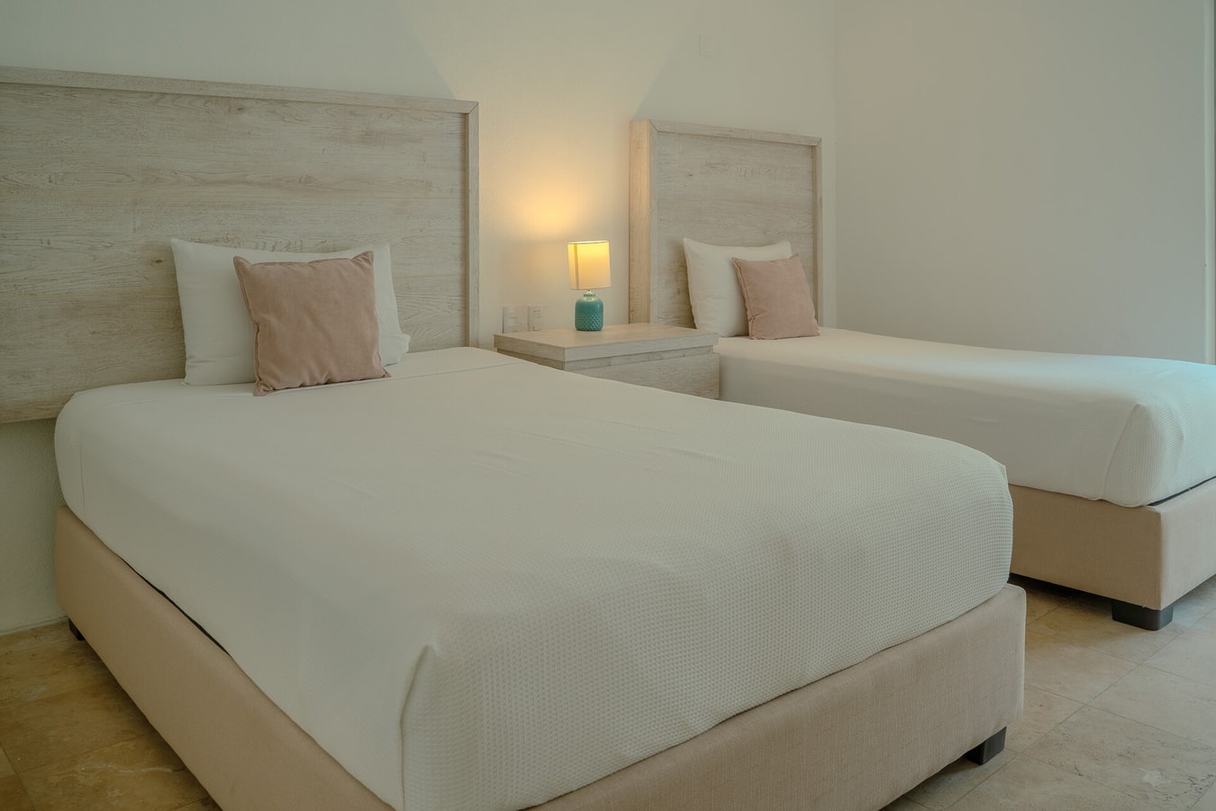 NITTA 203 Bright & Beautiful Beach Apartment gallery image 9