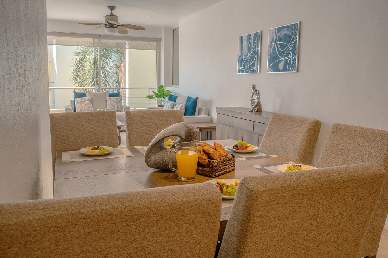 NITTA 209 Elegant Apartment - Partial Sea Views gallery image 3