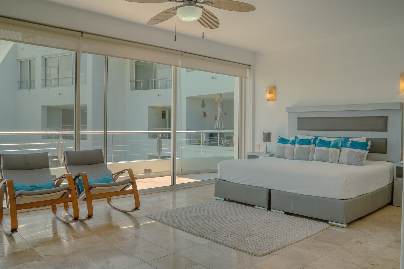 NITTA 407 Penthouse - Private Pool - Ocean Views gallery image 18