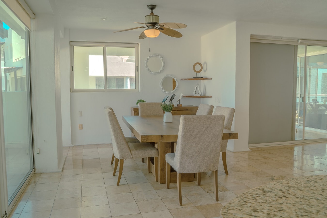 NITTA 407 Penthouse - Private Pool - Ocean Views gallery image 13