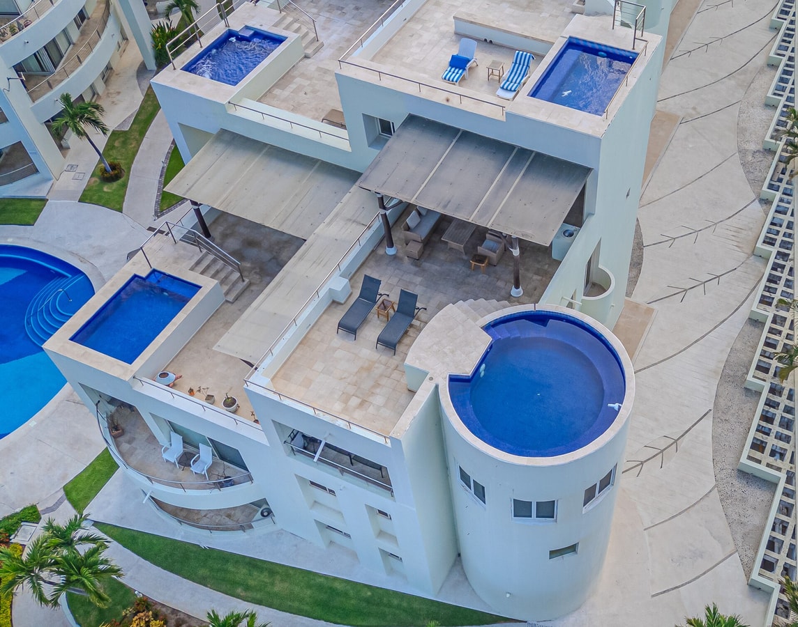 NITTA 310 PH Private Pool & Panoramic Ocean Views gallery image 1