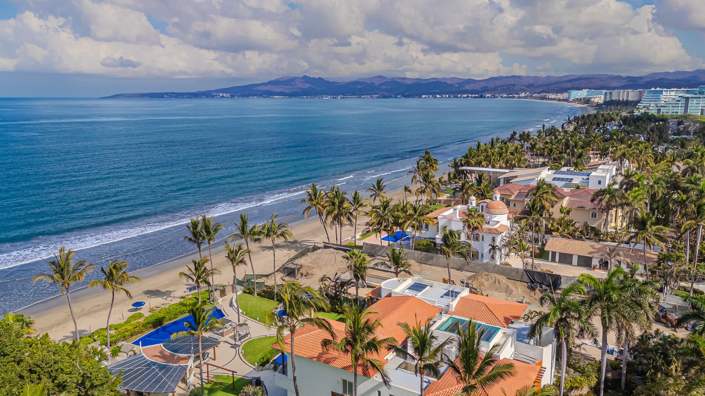 Nitta 408 | PH Alberca privada y vista al mar gallery image 36