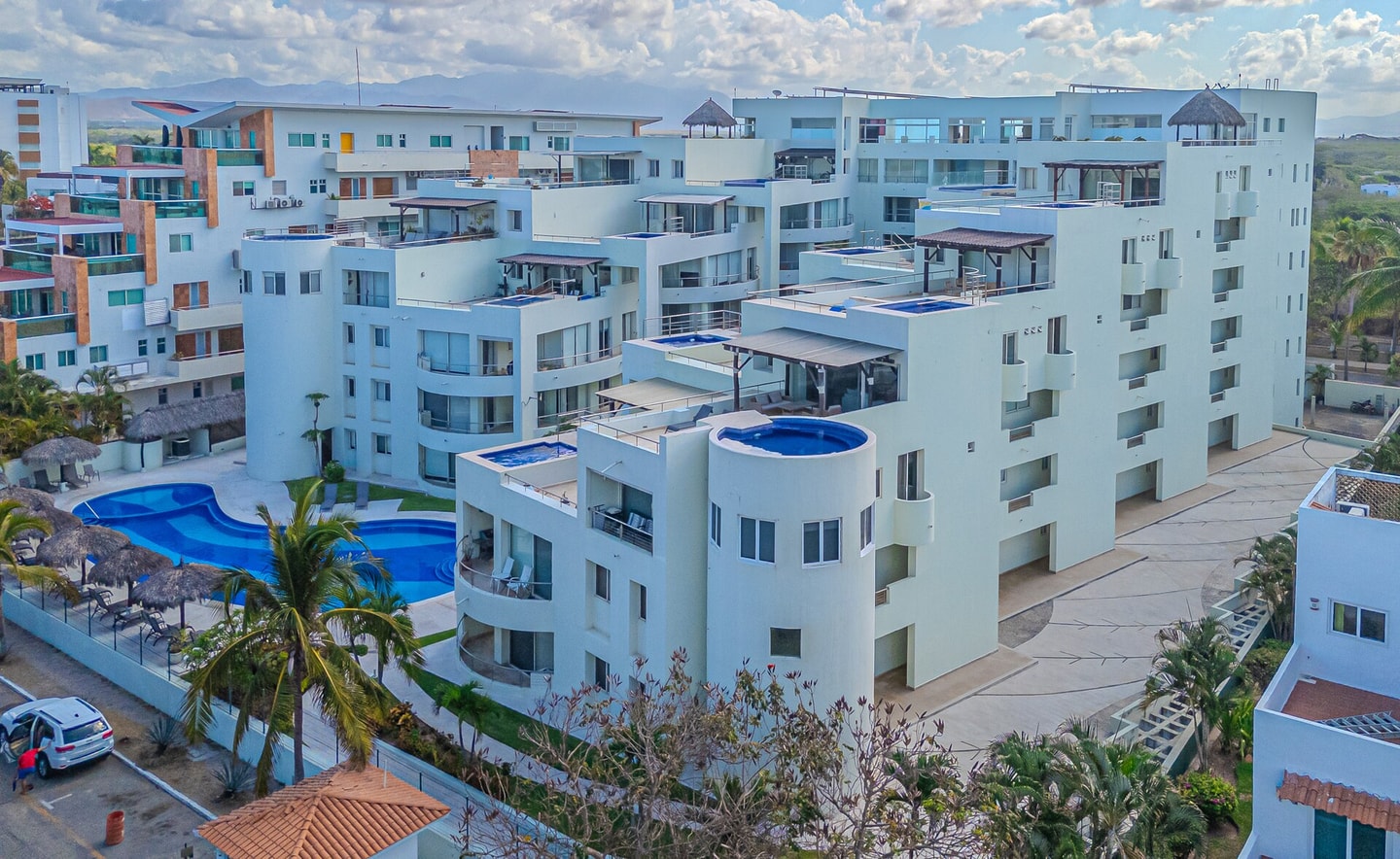 Nitta 408 | PH Alberca privada y vista al mar gallery image 32