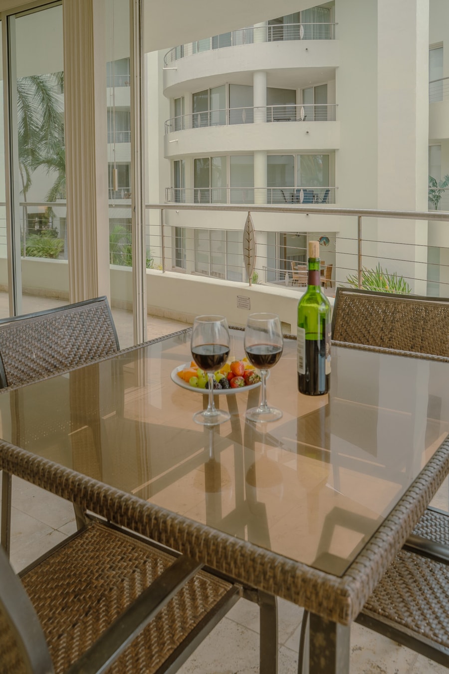 NITTA 105 Ocean & Pool Views - Spacious Condo gallery image 10