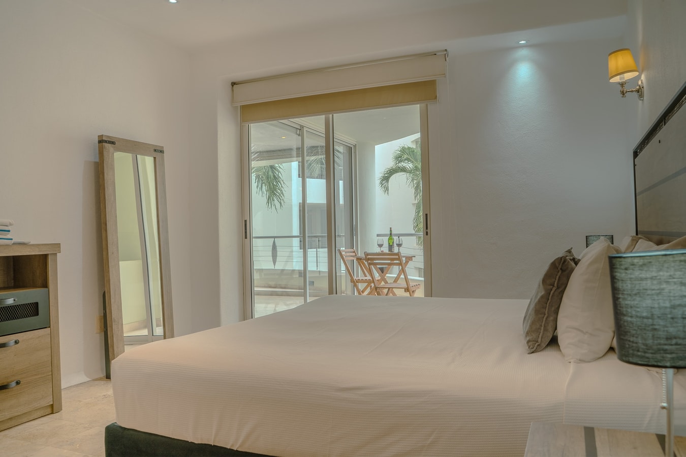 NITTA 103 Spacious & Bright - Steps to the Beach gallery image 13