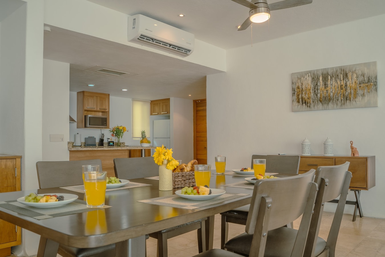 NITTA 103 Spacious & Bright - Steps to the Beach gallery image 6