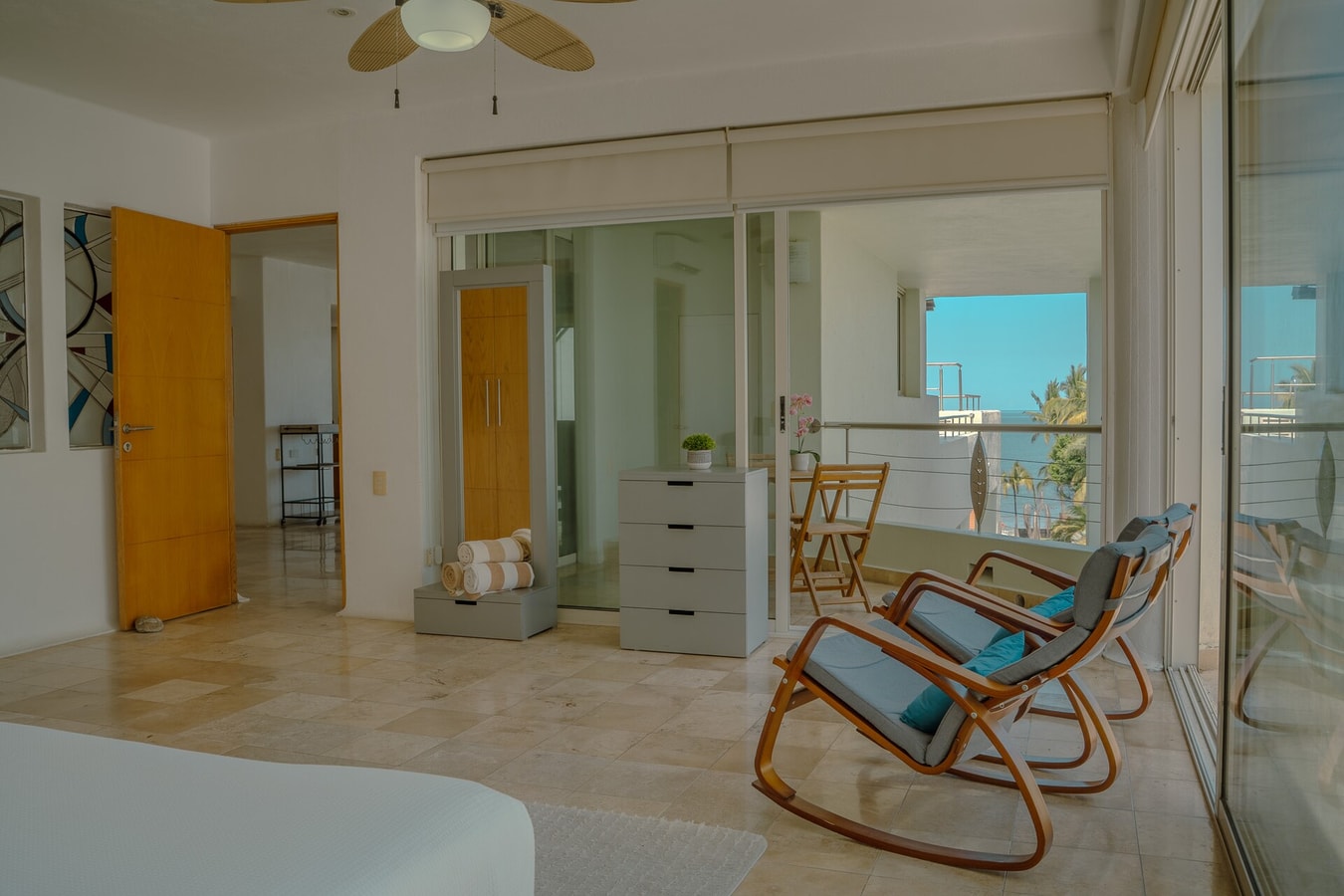 NITTA 407 Penthouse - Private Pool - Ocean Views gallery image 21