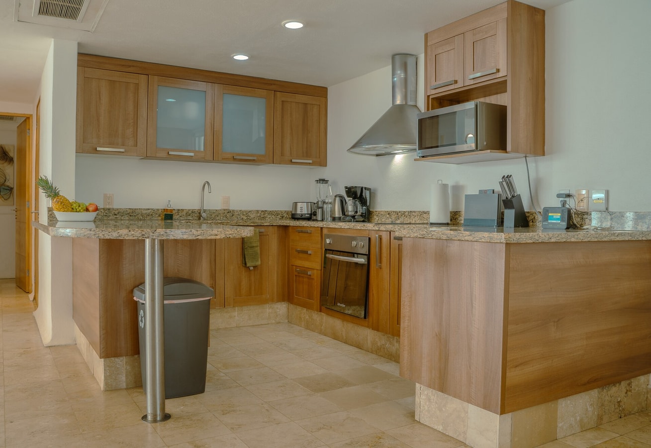 NITTA 103 Spacious & Bright - Steps to the Beach gallery image 8