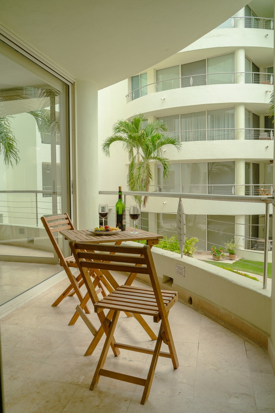 NITTA 103 Spacious & Bright - Steps to the Beach gallery image 7