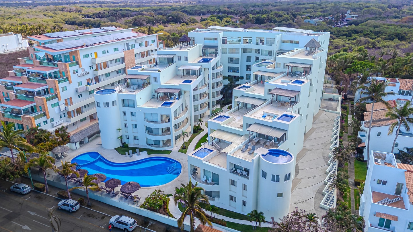 NITTA PB4 Steps from the Pool - Walk to the Beach gallery image 26