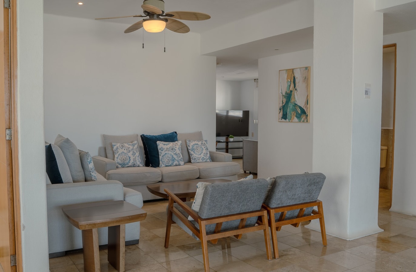 NITTA 407 Penthouse - Private Pool - Ocean Views gallery image 11