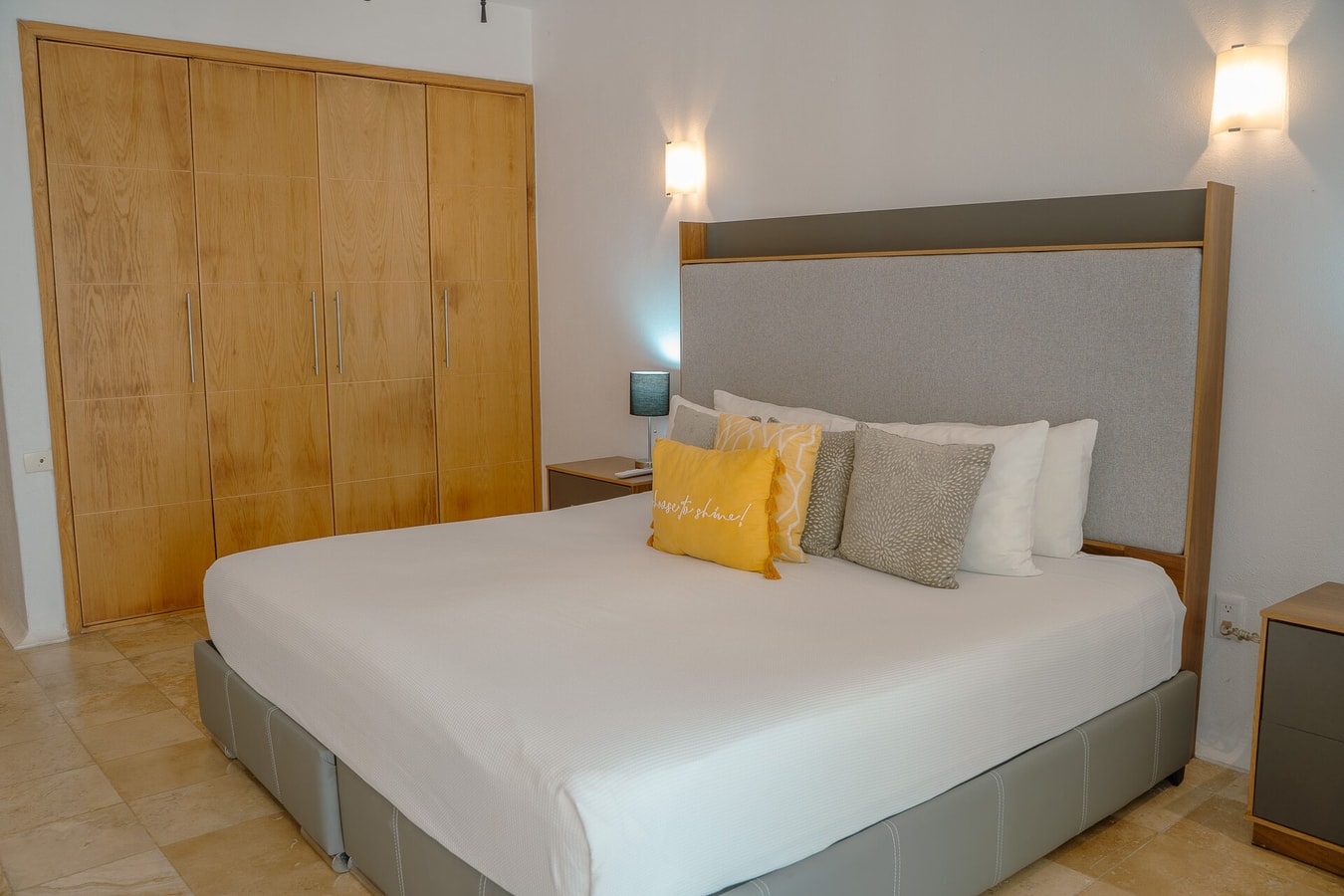 NITTA 209 Elegant Apartment - Partial Sea Views gallery image 8