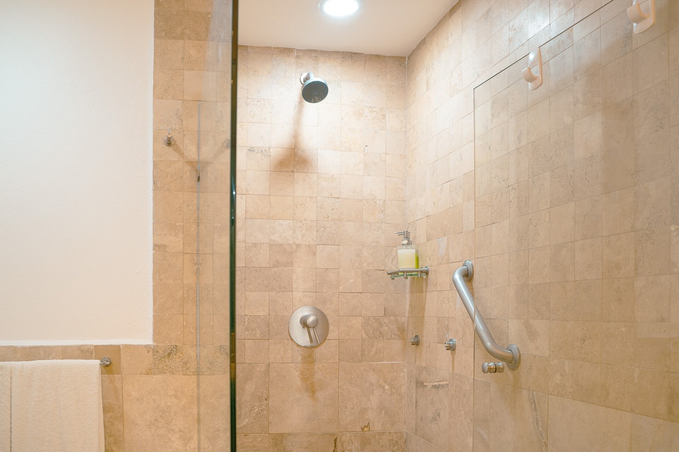 NITTA 308 Spacious Living - Walk to the Beach gallery image 21