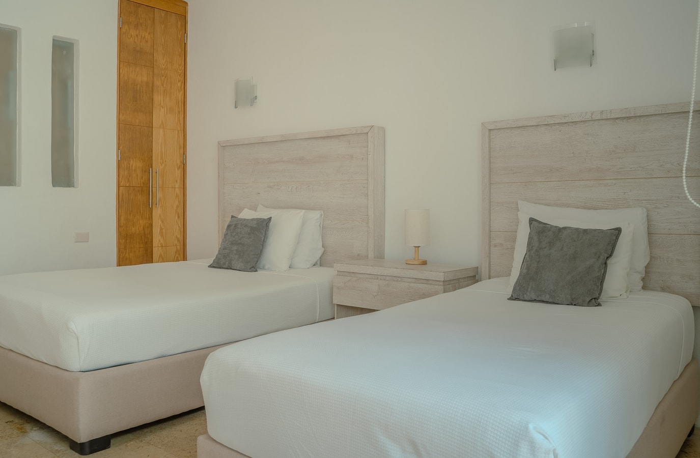 NITTA 103 Spacious & Bright - Steps to the Beach gallery image 16
