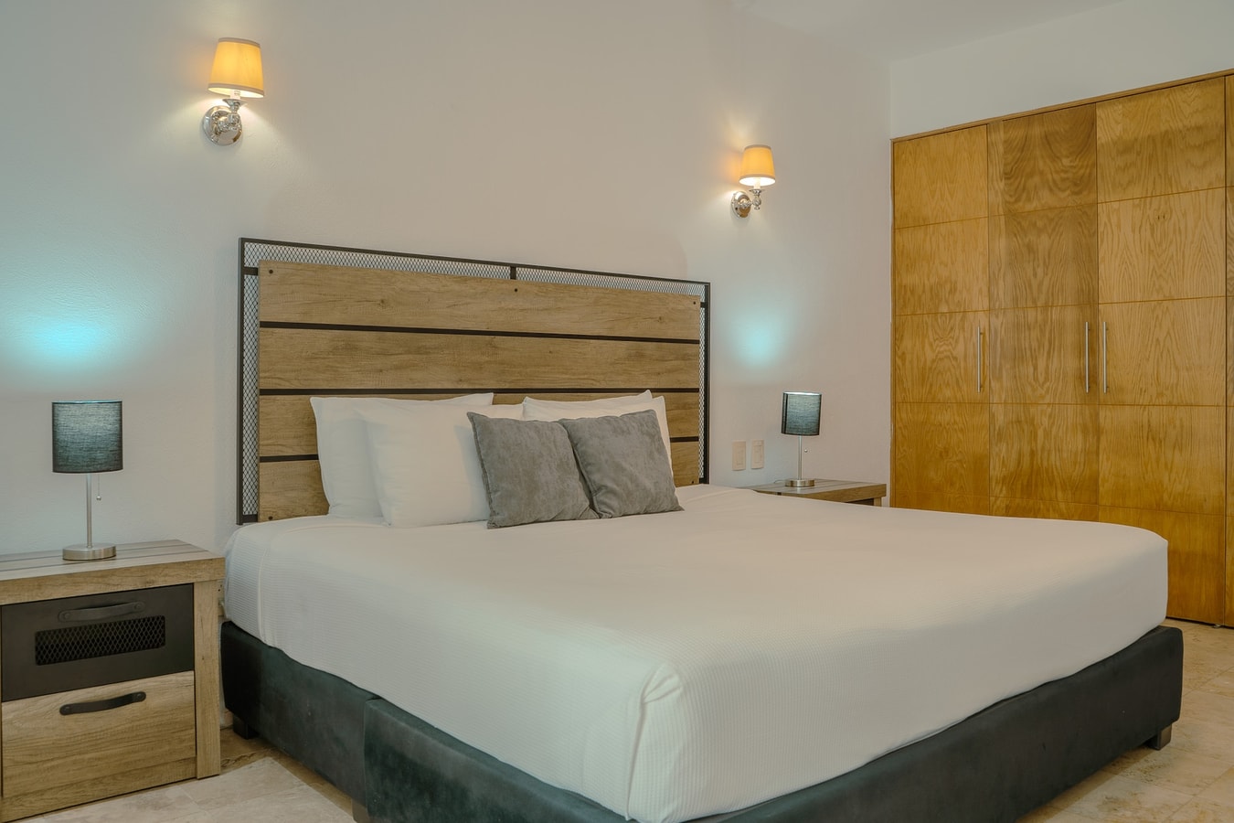 NITTA 103 Spacious & Bright - Steps to the Beach gallery image 11