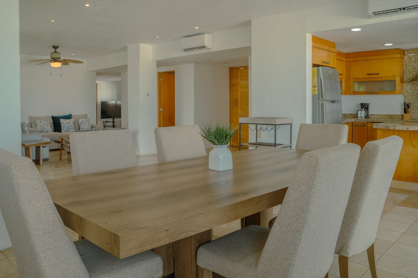 NITTA 407 Penthouse - Private Pool - Ocean Views gallery image 14