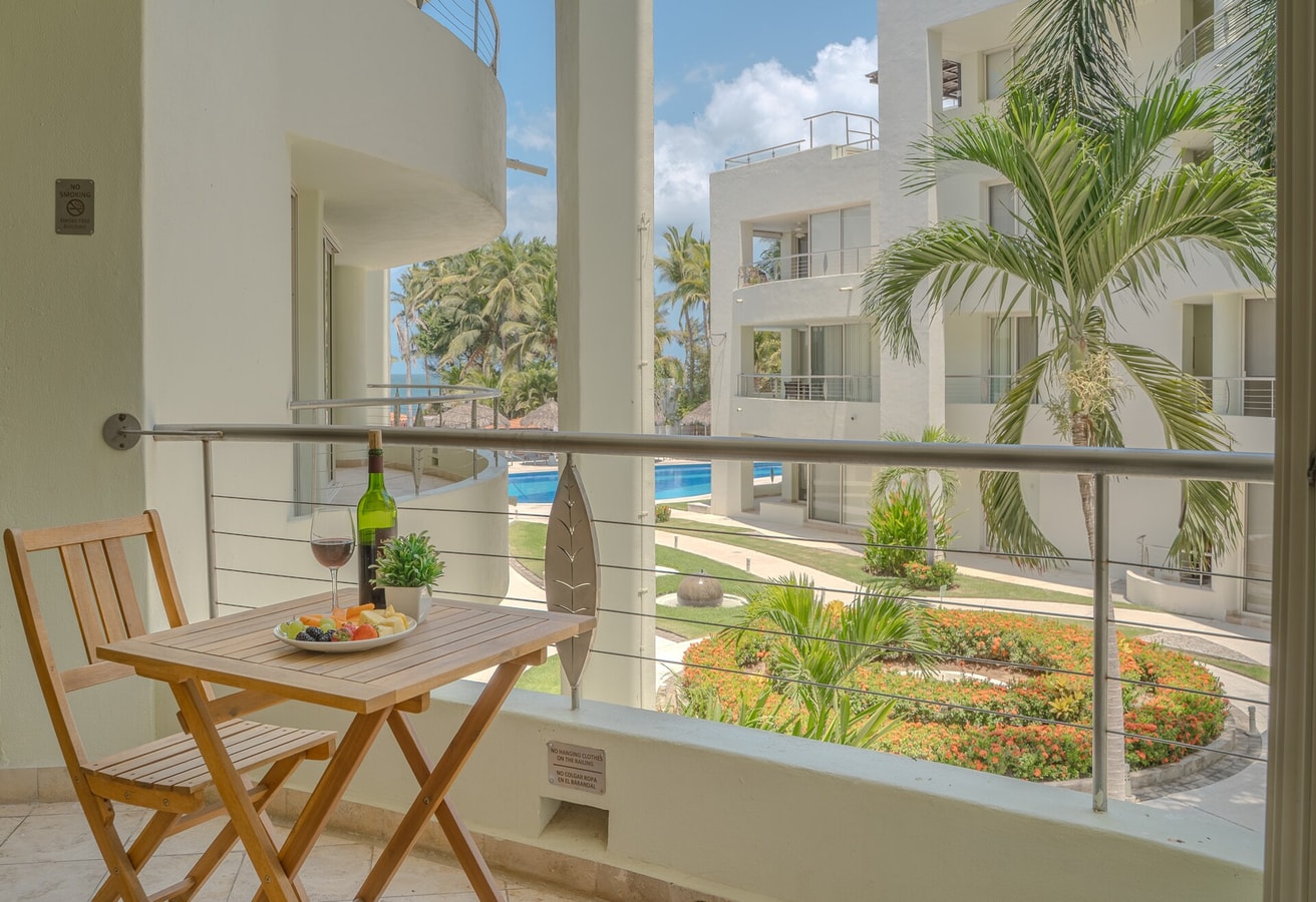 NITTA 108 Pool & Partial Sea View - Bright Condo gallery image 9