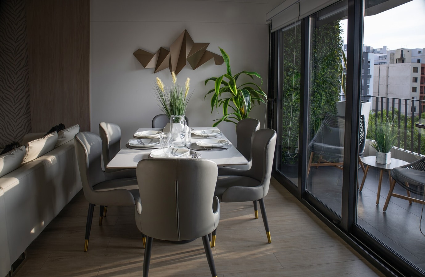 DHP+ | Smart Deluxe 3BR grill & garage Miraflores gallery image 29