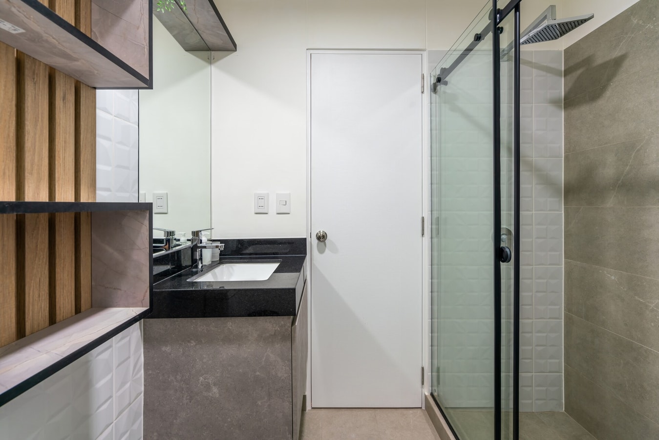 DHP+ | Premium 2BR Apt by the Ocean in Miraflores gallery image 17