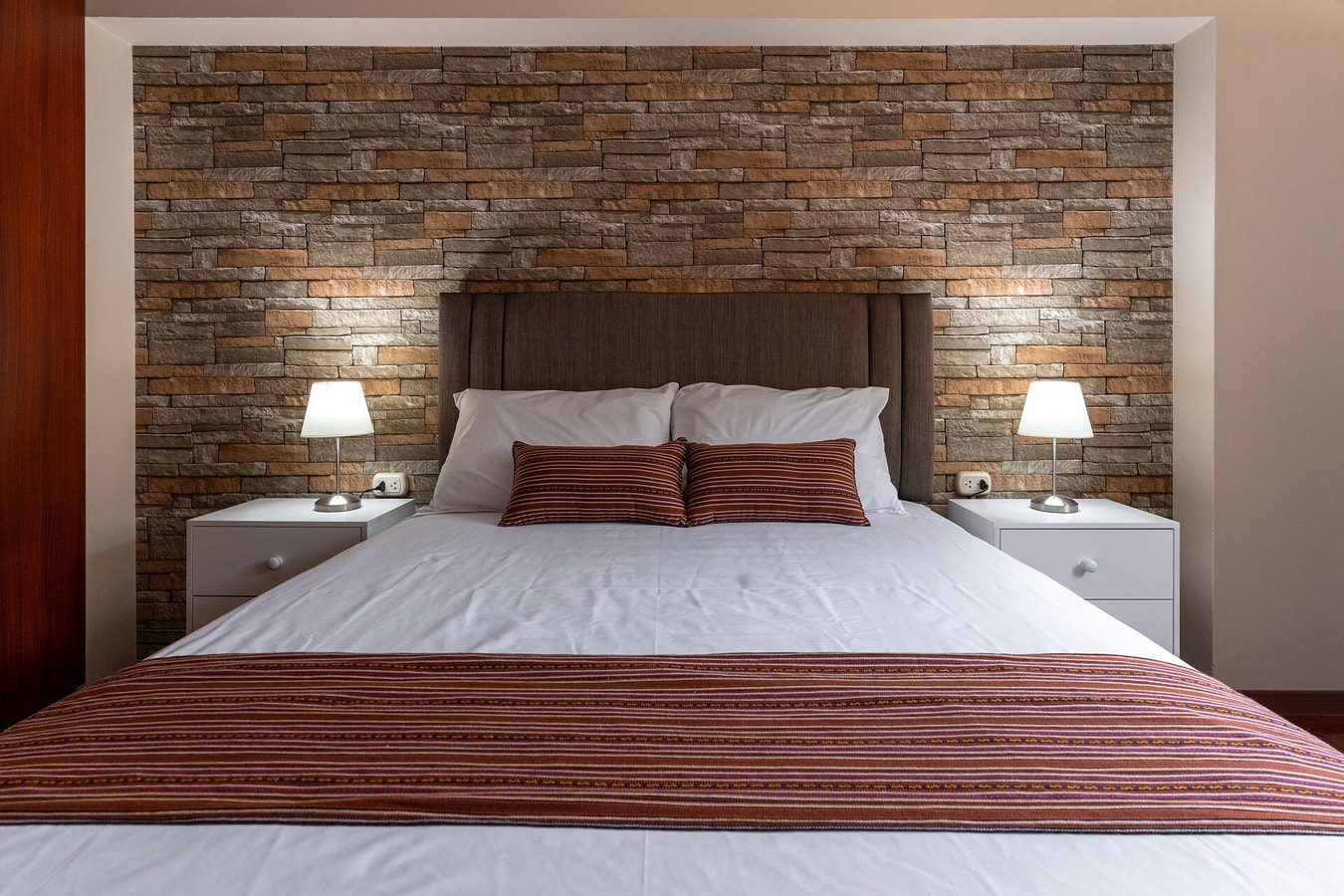 DHP+ | Luxury 1BR Apt in Historic Miraflores gallery image 12