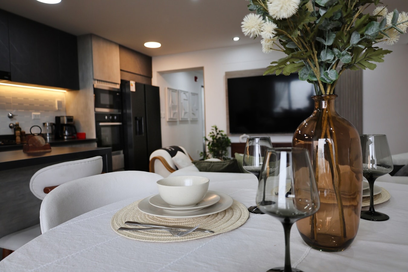 DHP+ | Modern Luxury 3BR grill & garage Miraflores gallery image 17