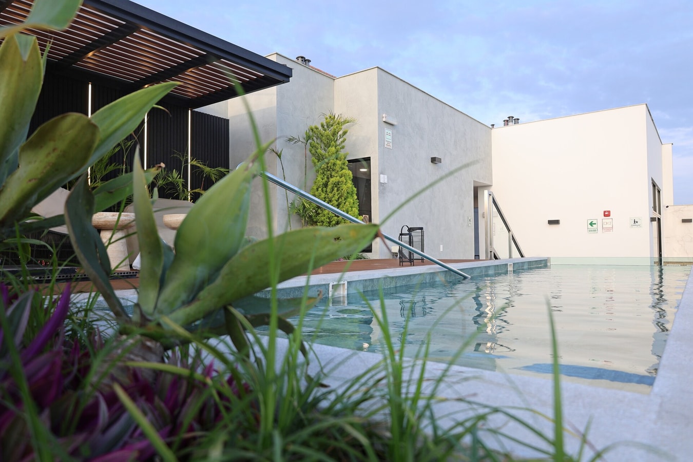 DHP+ | 3BR Deluxe Apt w/ Garage in Miraflores gallery image 19