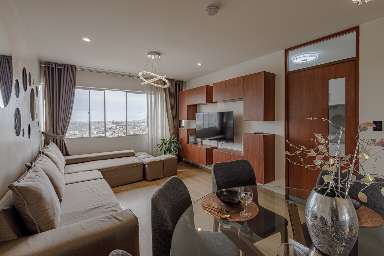 DHP+ | 3BR w/ Terrace & Parking – Barranco, Lima gallery image 7