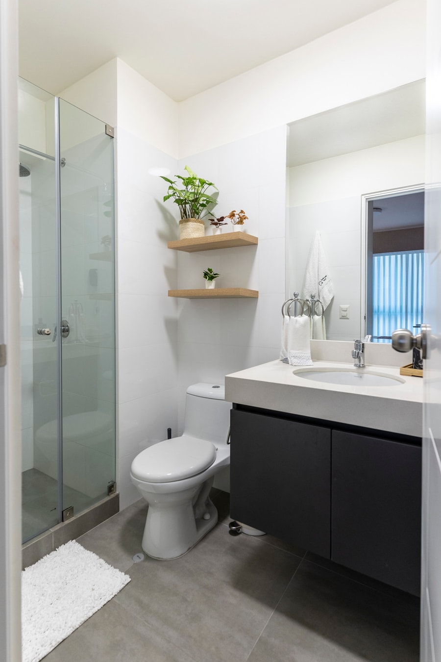 DHP+ | Luxury 2BR Apart with Balcony in Miraflores gallery image 23