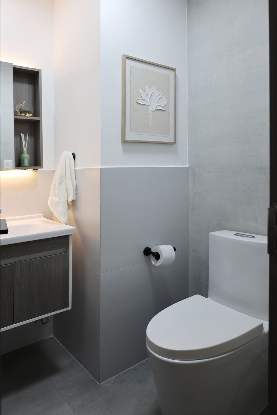 DHP+ | Modern Luxury 3BR grill & garage Miraflores gallery image 9