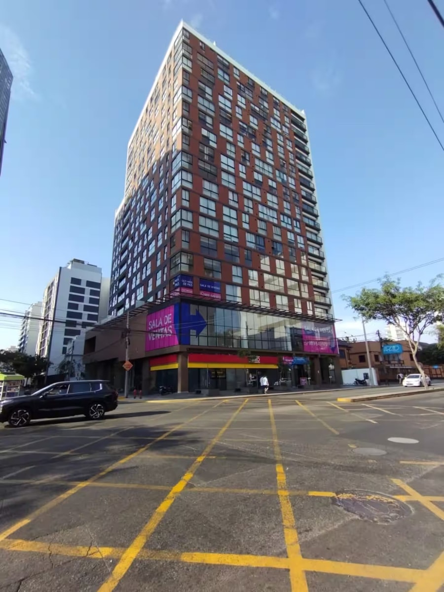 DHP+ | Luxury 2BR Apart with Balcony in Miraflores gallery image 39