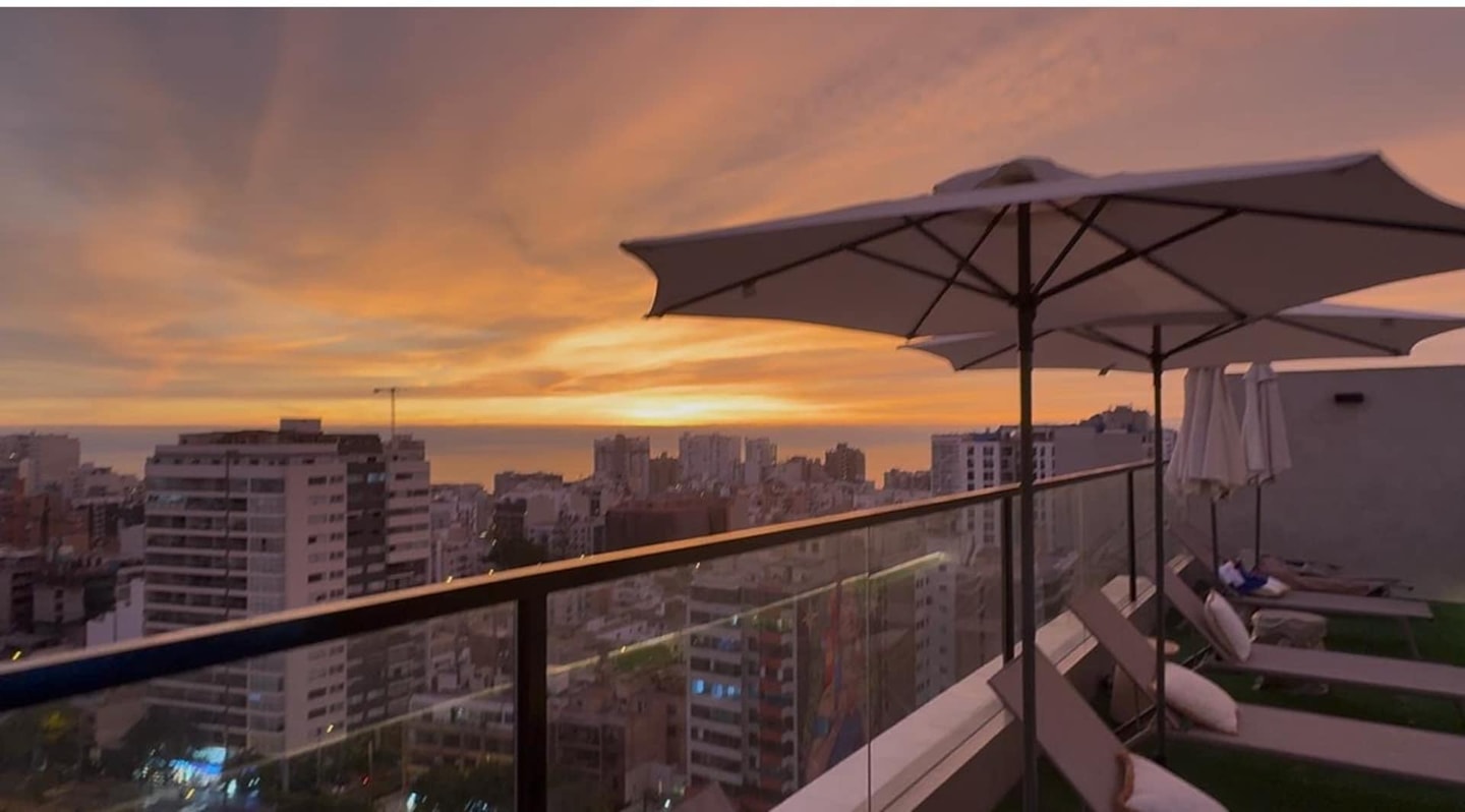 DHP+ | 3BR Deluxe Apt w/ Garage in Miraflores gallery image 41