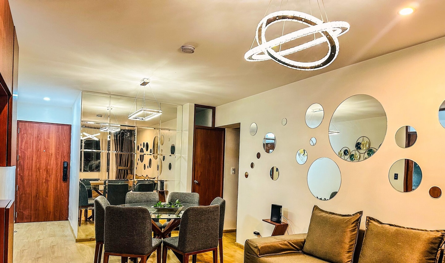 DHP+ | 3BR w/ Terrace & Parking – Barranco, Lima gallery image 2