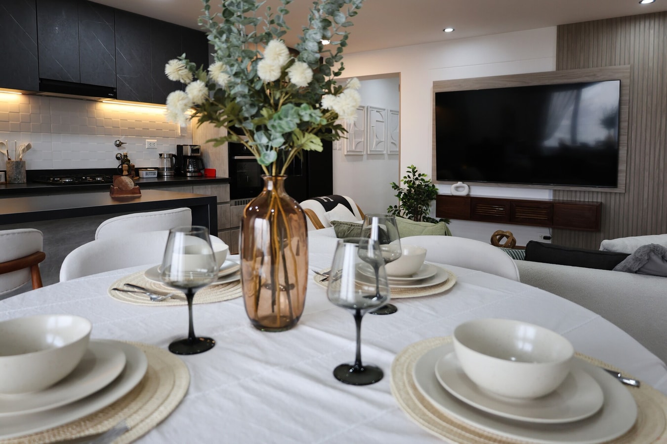 DHP+ | Modern Luxury 3BR grill & garage Miraflores gallery image 19