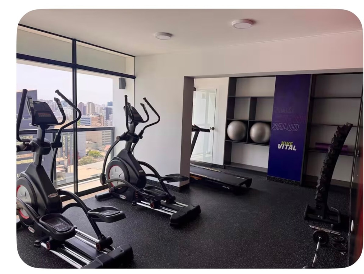 DHP+ | Premium 2BR Apt in the Heart of Miraflores gallery image 32