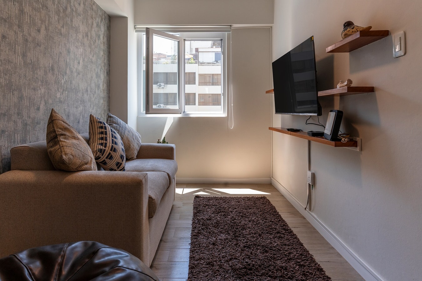DHP+ | Luxury 1BR Apt in Historic Miraflores gallery image 4