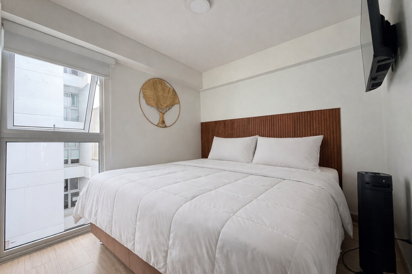 DHP+ | Luxury 2BR Apt in Central Miraflores gallery image 9