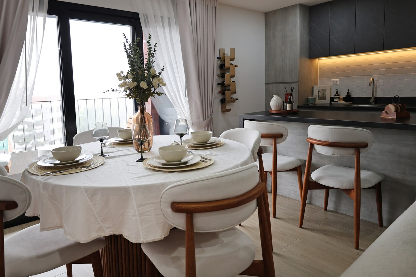 DHP+ | Modern Luxury 3BR grill & garage Miraflores gallery image 22
